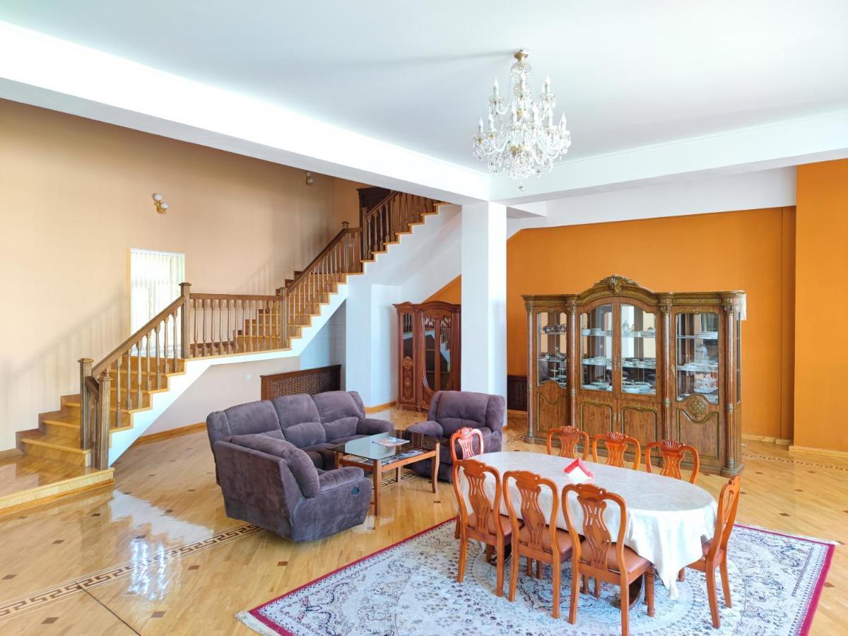 Guest House "Rohat Lux" Samarcanda Exterior foto