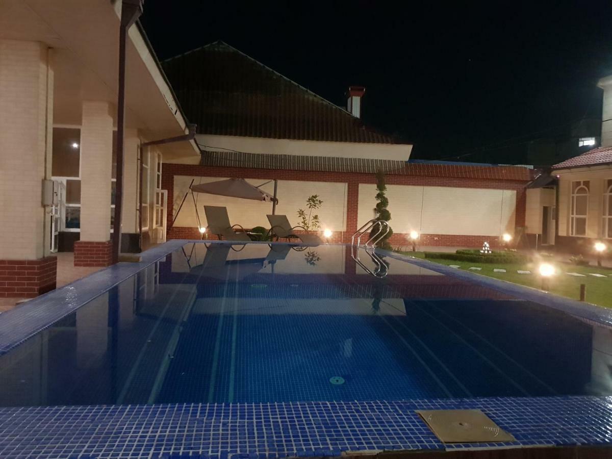 Guest House "Rohat Lux" Samarcanda Exterior foto